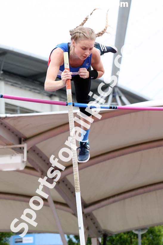 Womens under-20s pole vault, Northern Senior and Under-20s Champs., SportsCity, Manchester. Photo: David T. Hewitson/Sports for All Pics